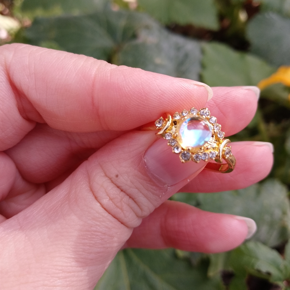 Ring - Picture 5 of 5